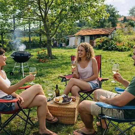 Vulkankert Vendeghaz Gasthof